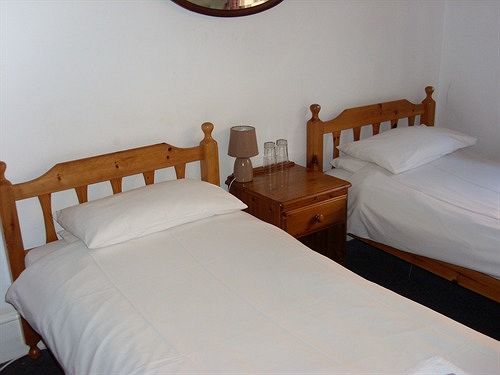Jakie są najlepsze hotele w pobliżu lokalizacji Godinton House & Gardens? Ashford  Zewnętrze zdjęcie